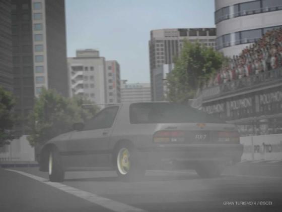 gray_rx7drift-rear.jpg